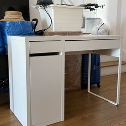 IKEA MICKE Computer Desk, white