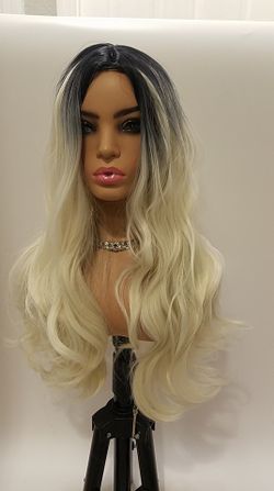 Long White Wavy Wig