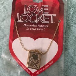 New Love Locket