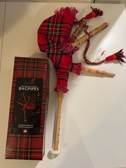 BRAND NEW JUNIOR PLAYABLE SCOTTISH BAGPIPES ROYAL STEWART TARTAN KIDS’ TOY WITH REED