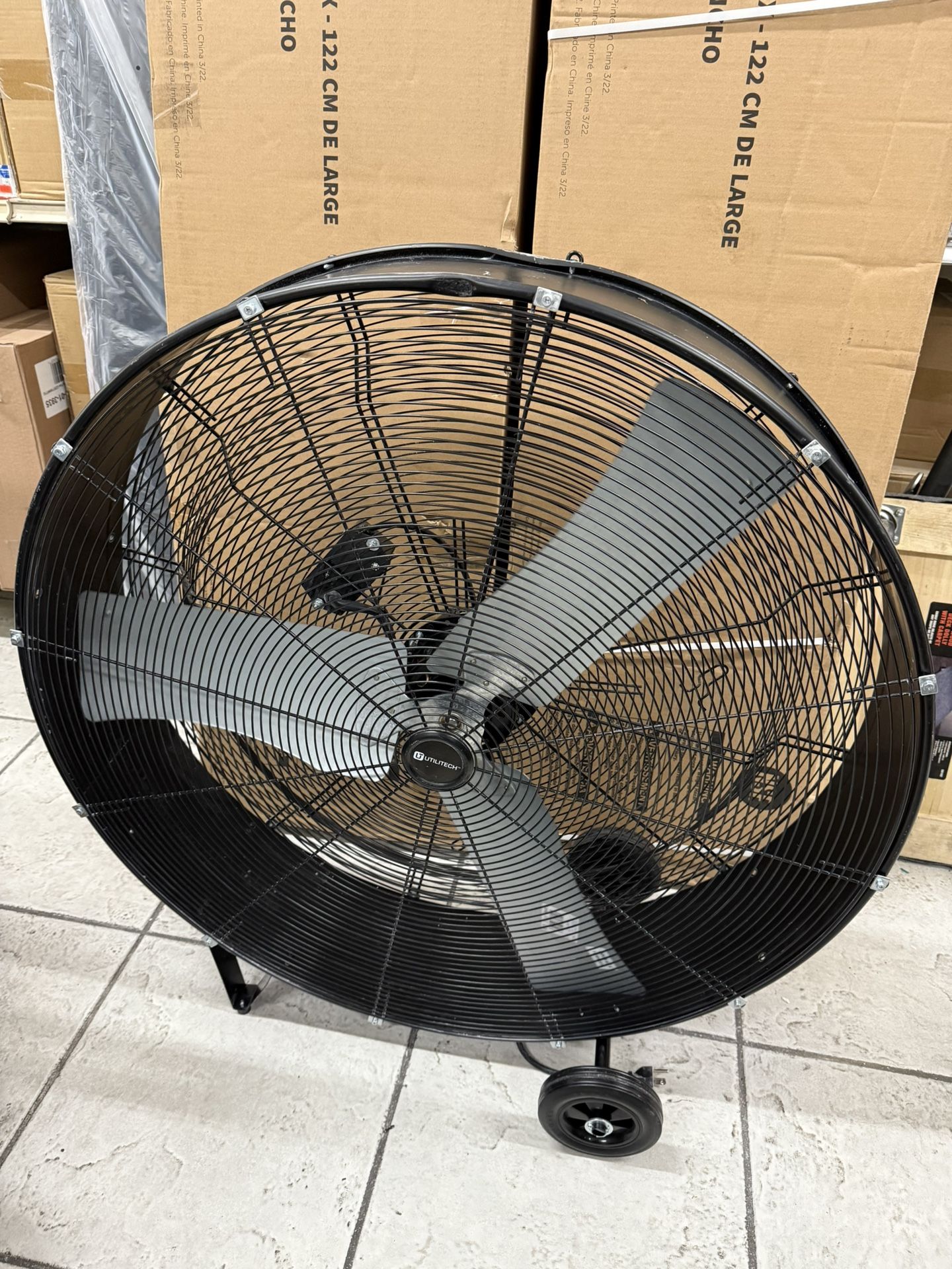 UTILITECH - 36 inch Industrial High Velocity Drum Fan