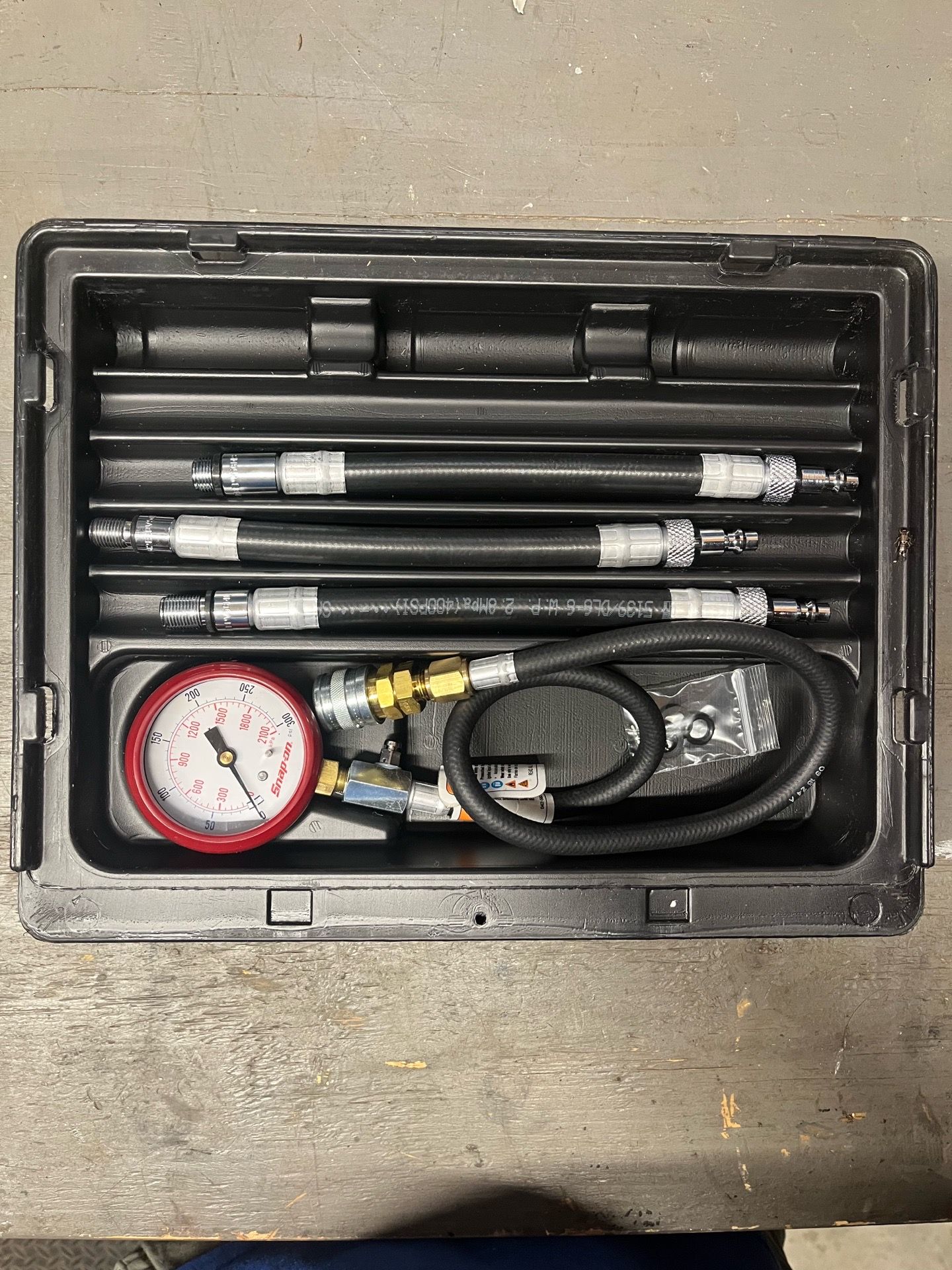 Snap On compression test set