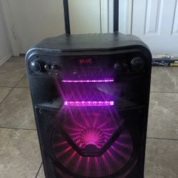 Bluetooth Speaker 🔊 Located In Mesa Main And Gilbert Rd 