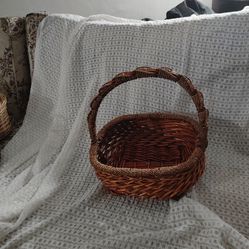 Wicker basket