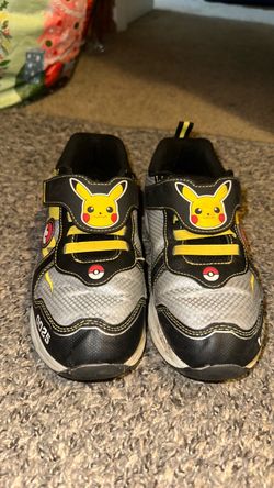 Boys shoes