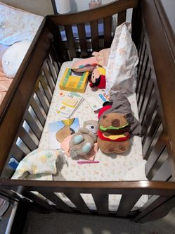Baby crib