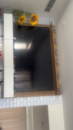 Wall tv mount/shelf
