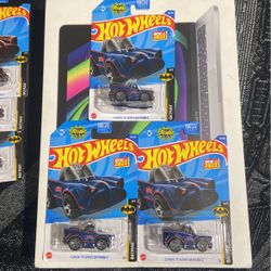Hot Wheels Batmobile 