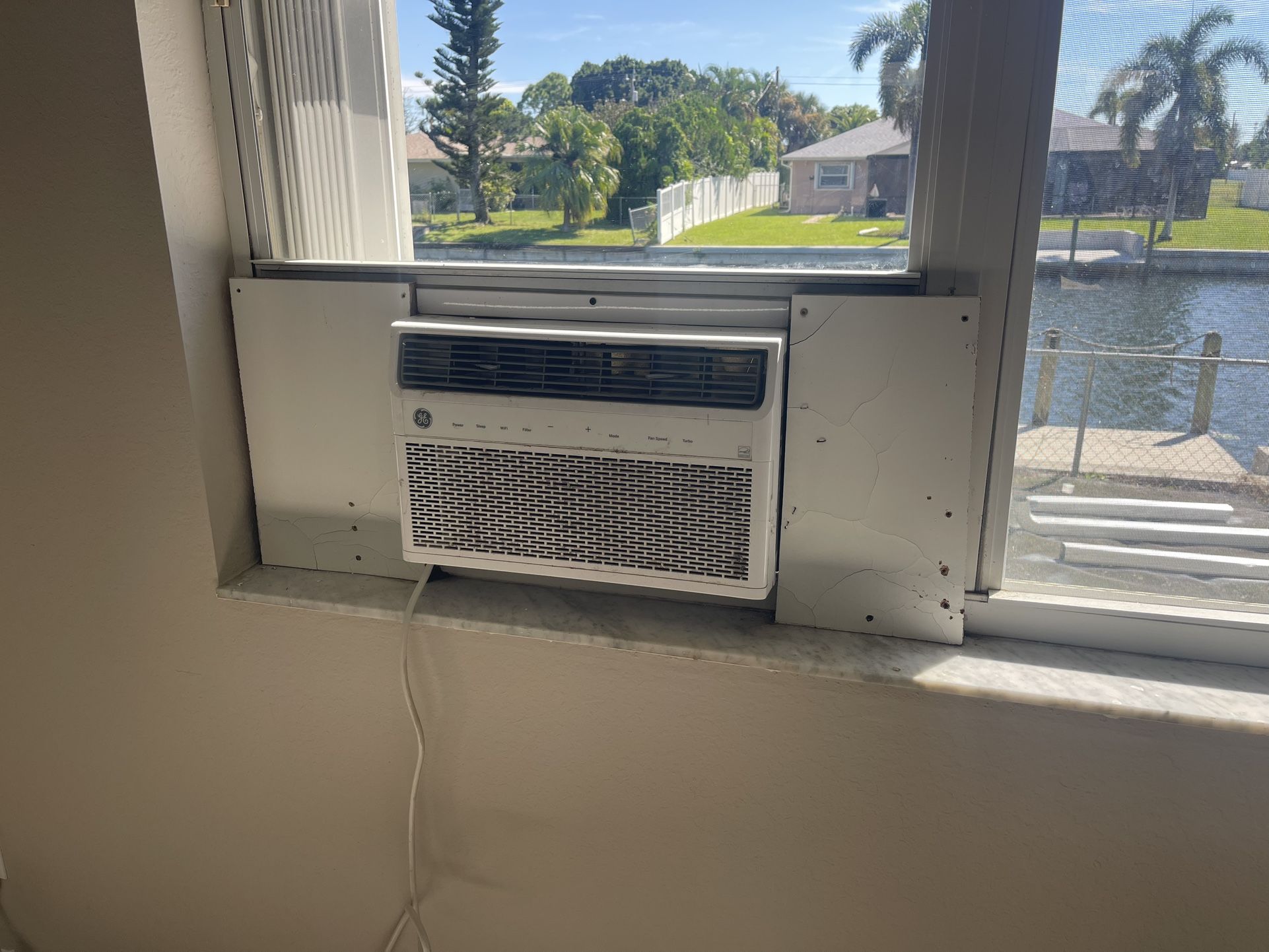 Window Air Conditioner
