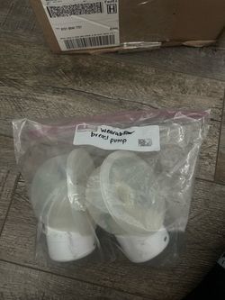 Wearable Breast Pumps