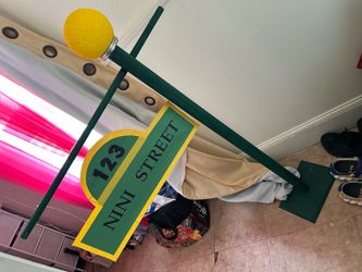 Sesame Street DIY lamp post