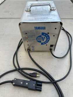 Yamaha SCR481717 Golf Cart Charger