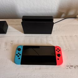 Nintendo Switch OLED (Red & Blue)
