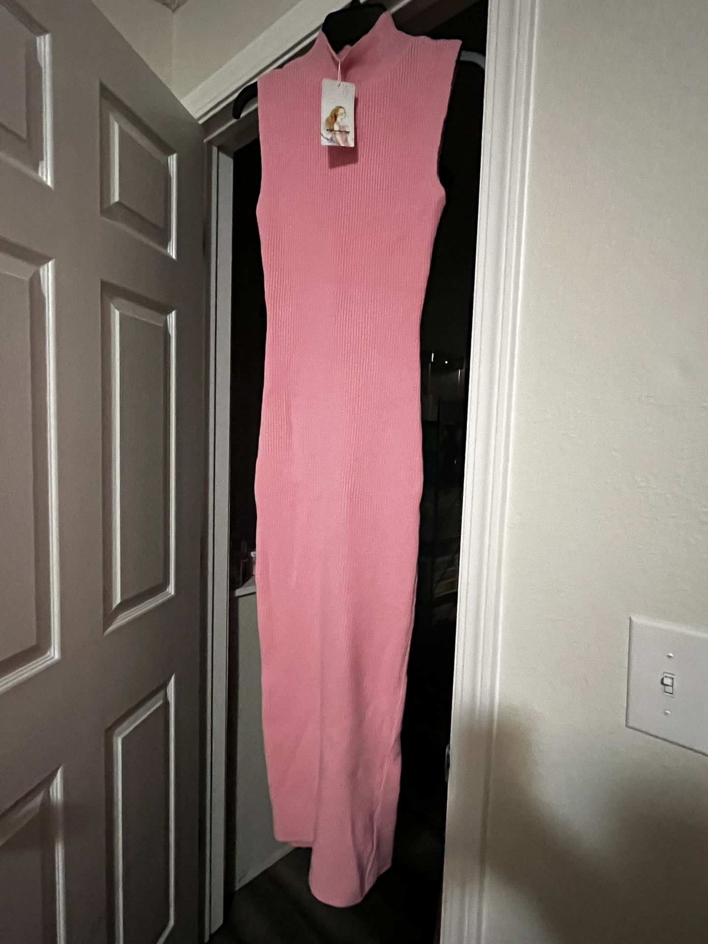 Sleeveless Knitted Dress (small)