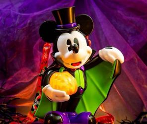 NEW 2026 Disney Parks Mickey Vampire Light Up Popcorn Bucket Halloween