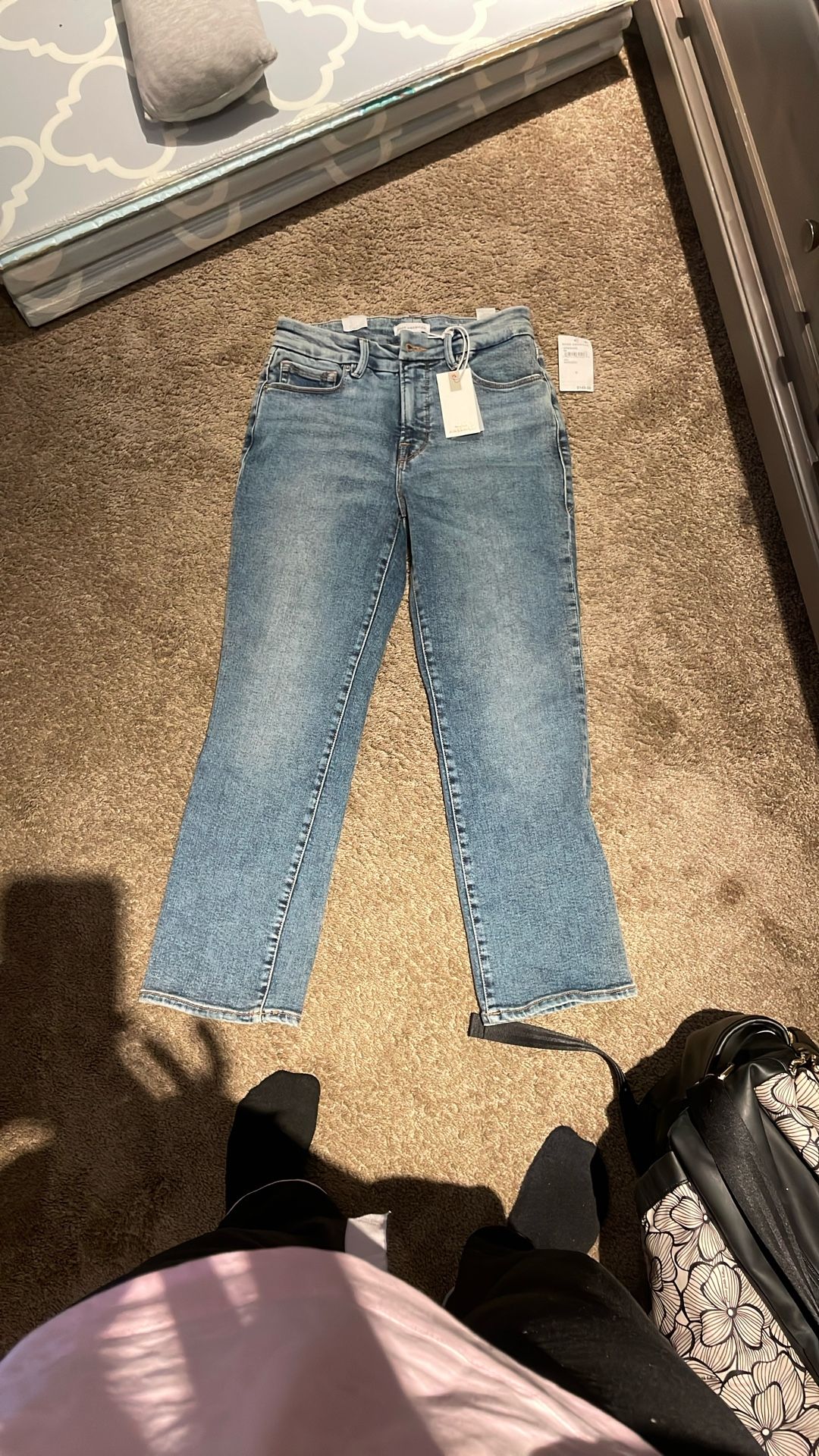 Good American Jeans 6 Petite Straight