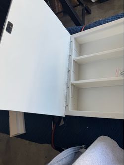 Small medicine cabinet