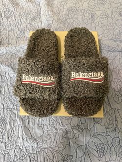 Balenciaga grey slides