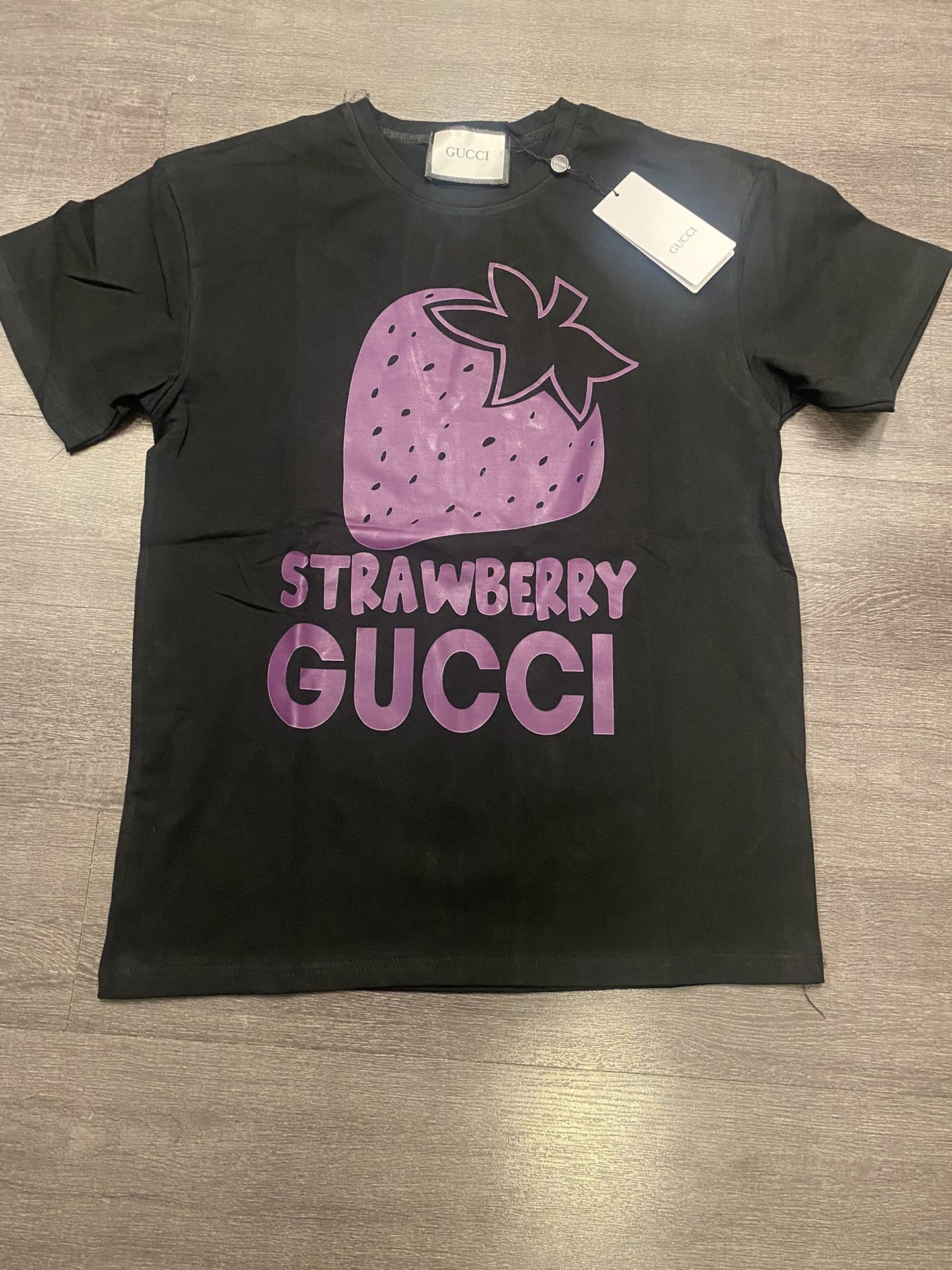 Gucci Strawberry 🍓 Shirt