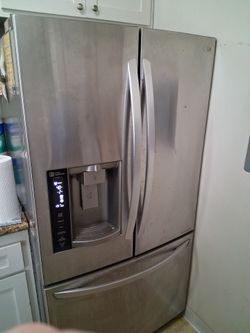 LG refrigerator