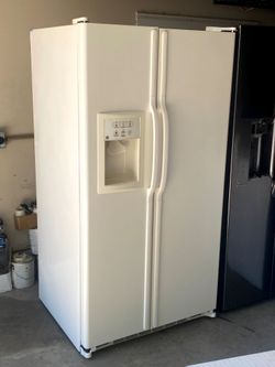 Cream Color GE SIDE BY SIDE REFRIGERATOR