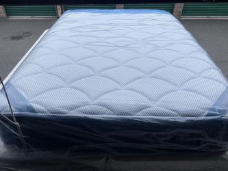 Queen pillow top mattress and box