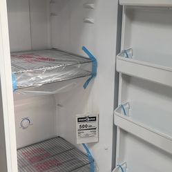18 Cf Frigidaire Freezer New In Box