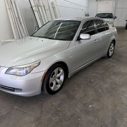Like new 2008 bmw 528i