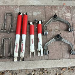 GMC At4 2500HD Suspension OEM