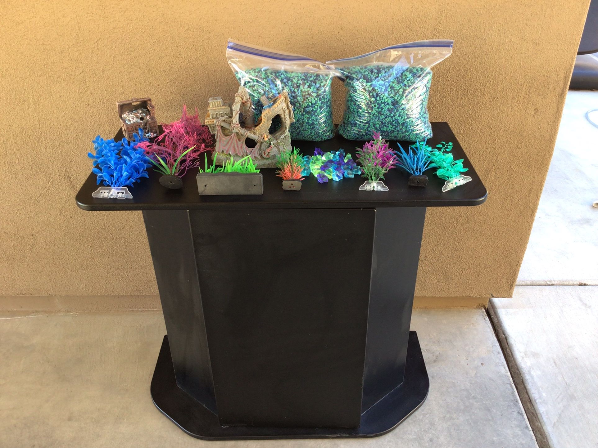 Fish Tank Stand With Accessories