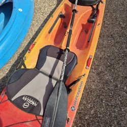 Perception Illusion Kayak 
