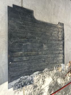 Rubber truck mat