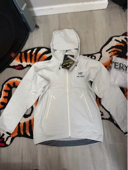 Arcteryx beta lt jacket shell
