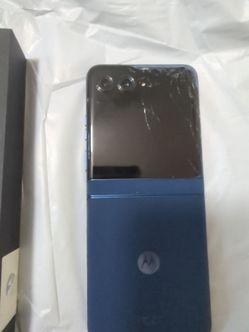 Moto razr 2025