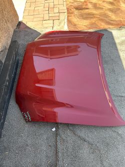 2018. Toyota tacoma. Hoods. PARTS