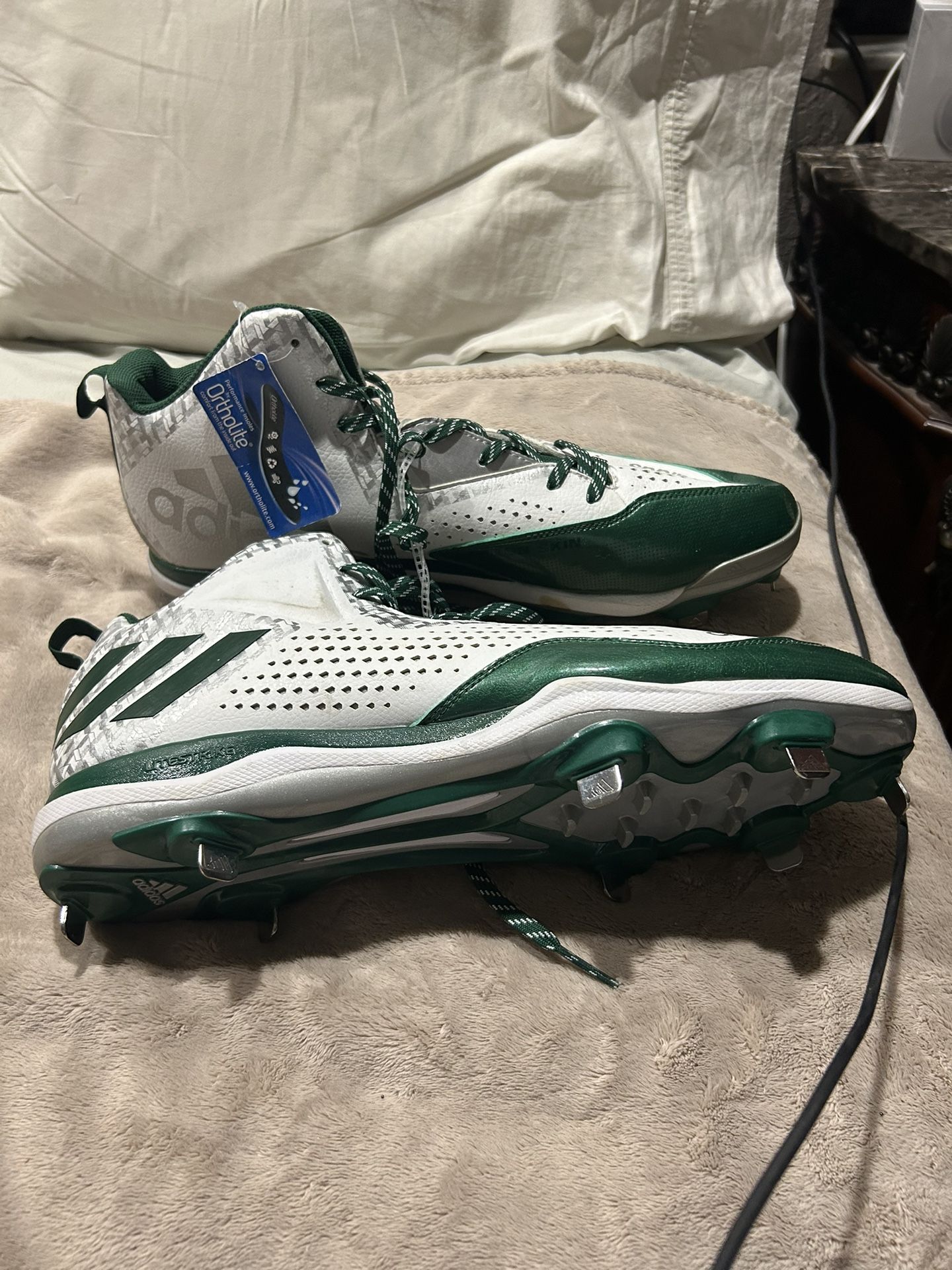 Adidas Football Cleats, Green And White Size 16 Men’s