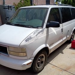 1999 GMC Safari