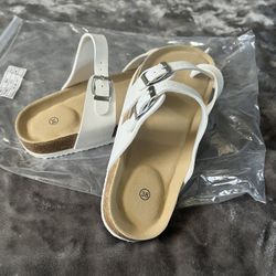 Women’s Sandals 