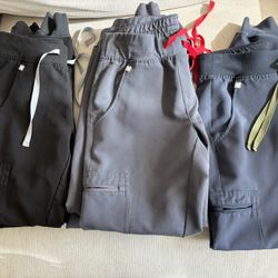 Women’s Figs Scrubs! 