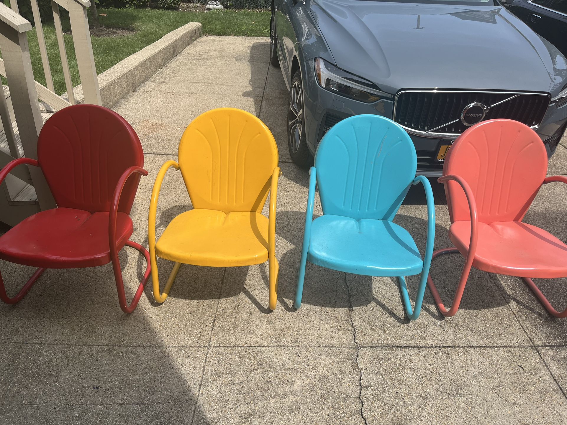 Patio Furniture- Set of 4 Vintage Metal Outdoor Chairs