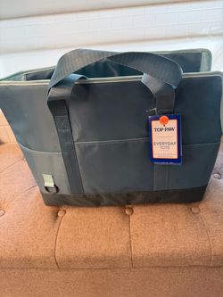 Top Paw Pet Carrier Tote – New With Tags – Up to 15 lbs