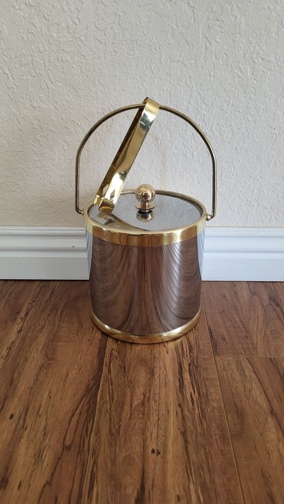 Silver With Gold Trim Double Walled 3-Quart Insulated Ice Bucket With Ice Tongs. Price Firm!