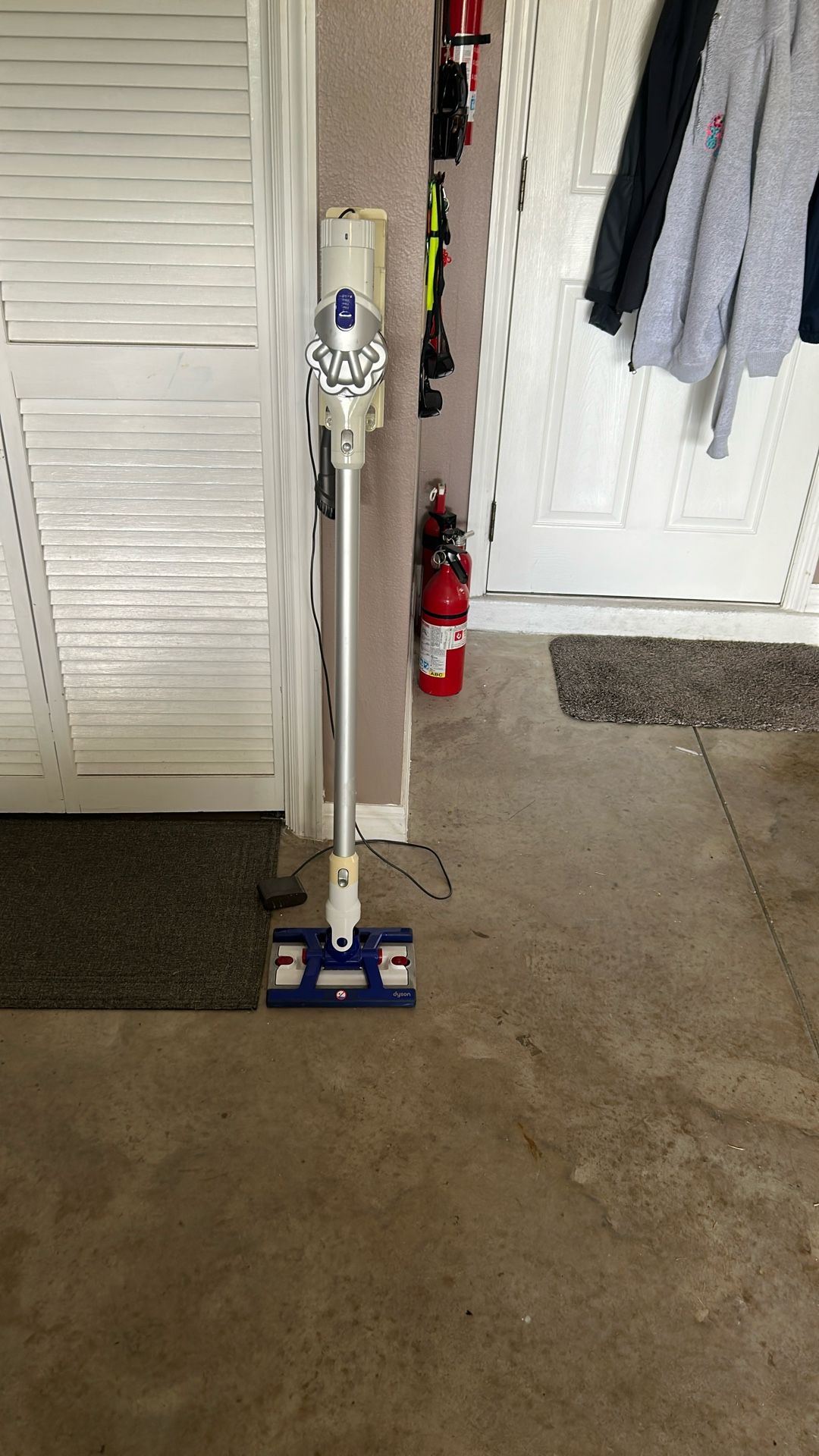 Dyson - Washes, also Vacuums, Combined.