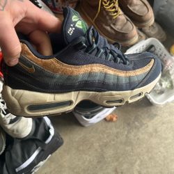 Nike Men’s Size 8