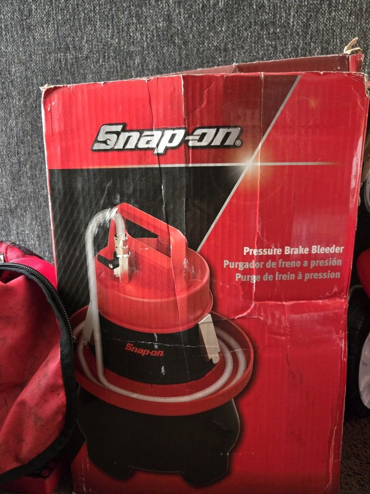 Snap On Brake Bleeder New