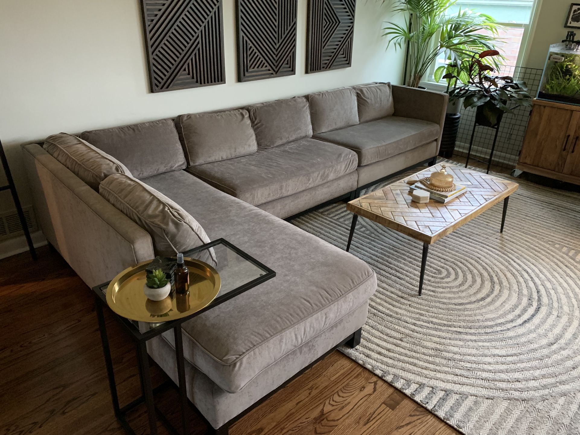 Designer Sectional Couch w/ Chaise (great condition)