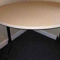 New Table With Wheels Just $40 OBO