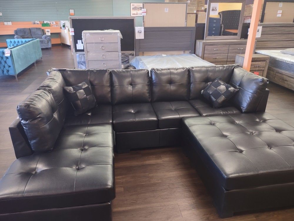 REAL GENUINE LEATHER SECTIONAL SOFA WITH OTTOMAN
