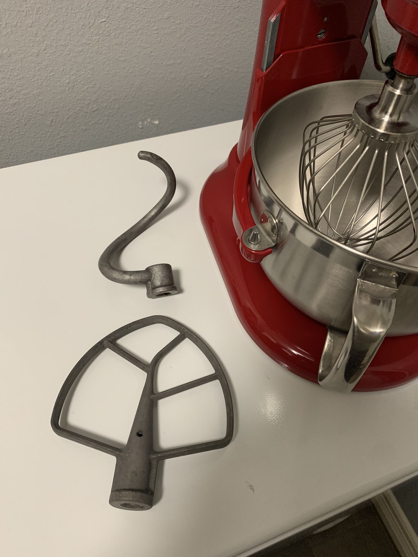 KitchenAid 6-Quart Stand Mixer Red