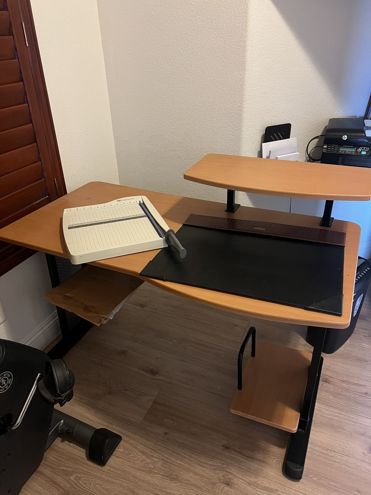 Free Office Desk